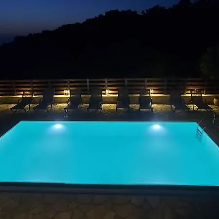 Kostas-ne Corfu With Heated Salt Swimming Pool