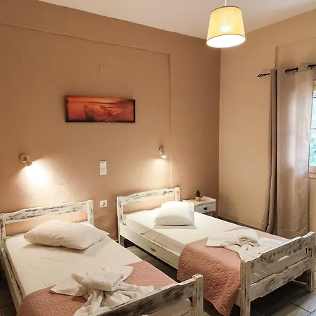 Kostas-ne Corfu With Heated Salt Swimming Pool *