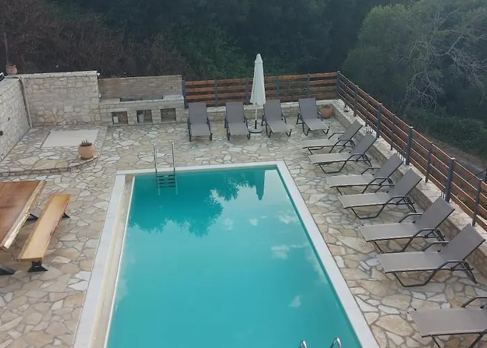 Kostas-ne Corfu With Heated Salt Swimming Pool