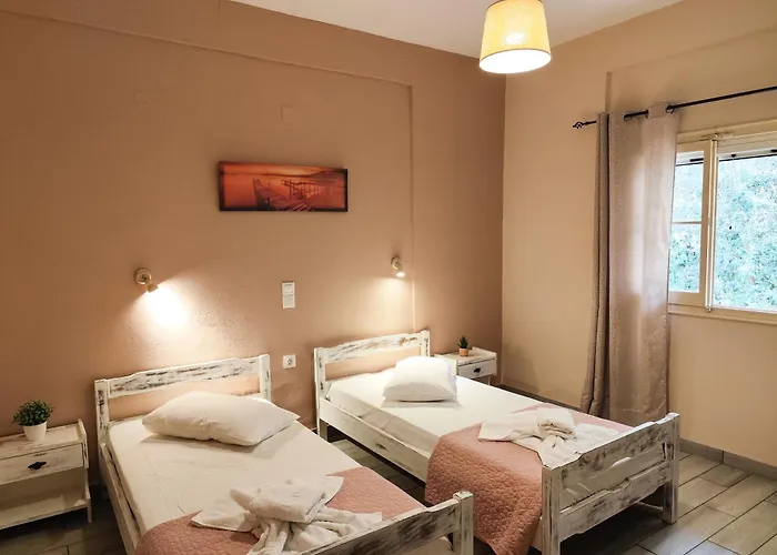 Kostas-ne Corfu With Heated Salt Swimming Pool *