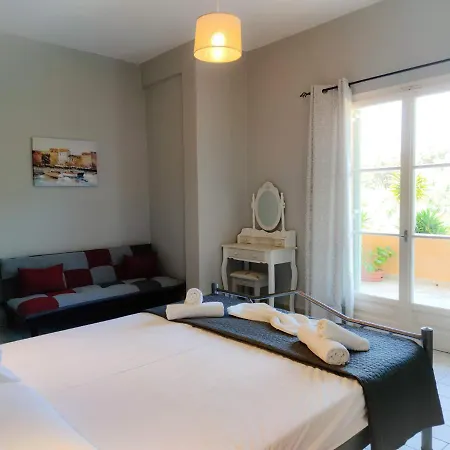 Kostas-ne Corfu With Heated Salt Swimming Pool Вилла Agios Spyridon (Corfu)