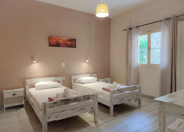 Kostas-ne Corfu With Heated Salt Swimming Pool Agios Spyridon (Corfu)