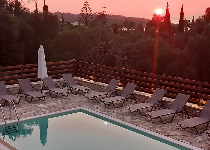 Villa Kostas-ne Corfu With Heated Salt Swimming Pool Agios Spyridon (Corfu)