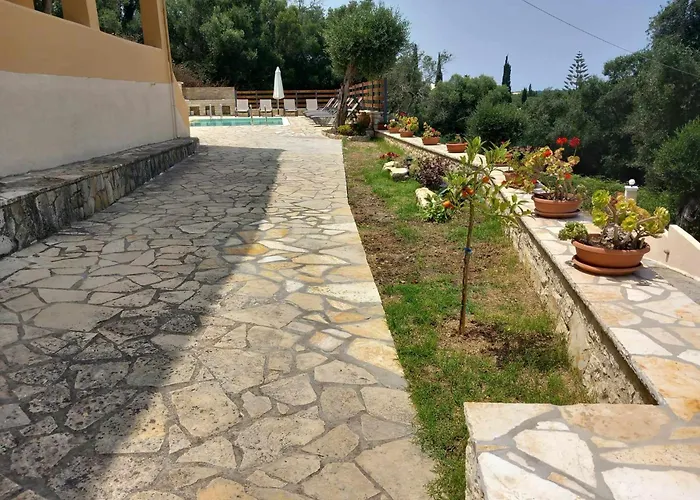 Villa Kostas-ne Corfu With Heated Salt Swimming Pool *